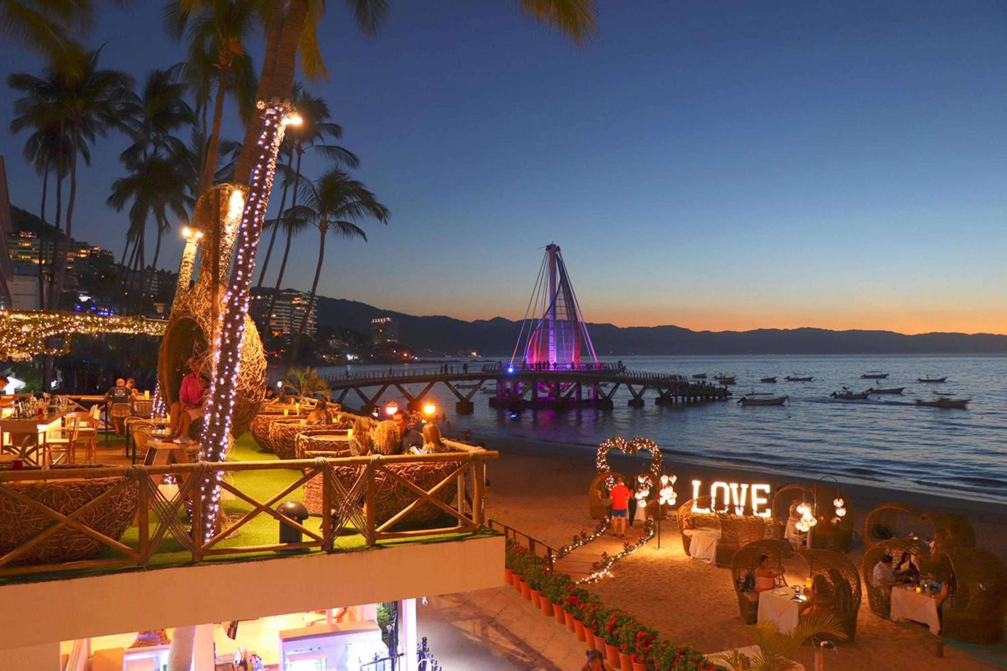 Playa Los Arcos Hotel Beach Resort & Spa Puerto Vallarta Exterior foto